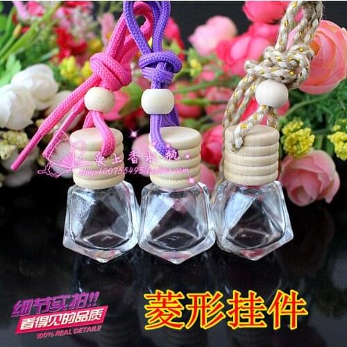 10PCS/LOT Diamond Hanging Car Perfume Bottles Steam Car Accessories Bottle Empty Bottle 8ML