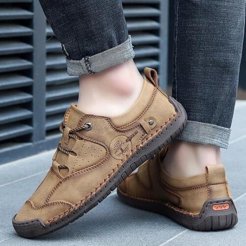 Breathable men flat Leather shoes lace-up Comfortable Spring Autumn Fashion Sneakers Male Work Shoes 2020 Size 38-48