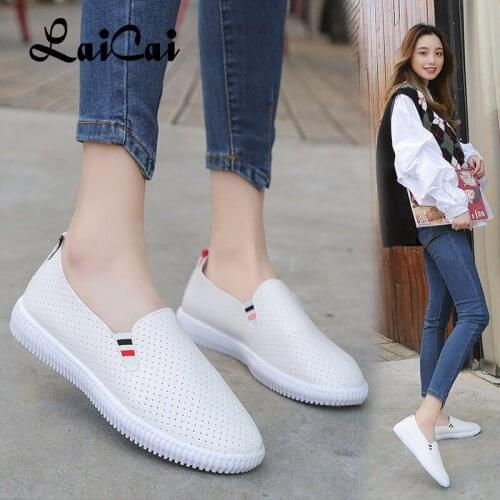 Womens Shoes Casual Versatile New Fashion Classic White Lazy Walking Shoes Slip-on Ladies Breathable Comfortable Slips Shoes