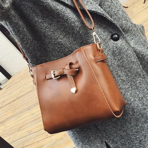 Bucket Shoudler Bag Women Big Capacity Vintage Wax Oil Leather Black Crossbody Bags for Women Ladies High Quality Designer Bag