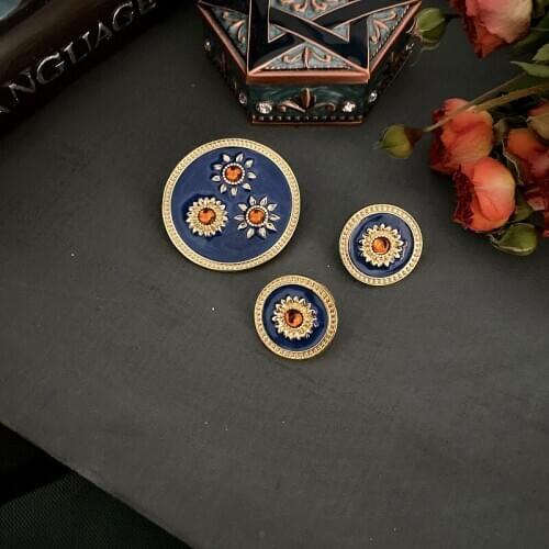 Art RETRO Van Gogh series sunflower Brooch enamel drop glaze French elegant pin female