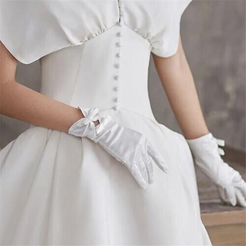 2020 Elegant Bridal Gloves Ivory Wedding Accessories Free Shipping