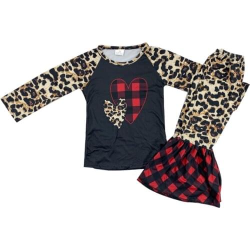 Valentines Day little baby hot sell raglan top with bell bottom children set girls outfits