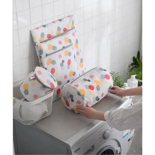 Underwear, laundry bag, bra, printed socks, wash bag, clothing, wash bag, washing machine, special wash bag