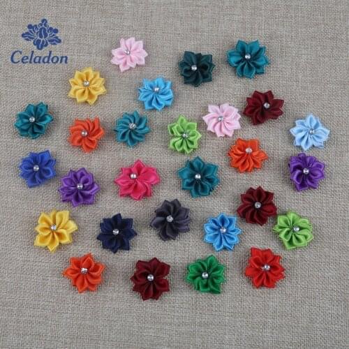 Gift! 50pcs Random Mixed Fabric Flowers 9 Petal Mini Flower Appliques with Rhintones 3cm for Kids Headband Hairpins Accessories