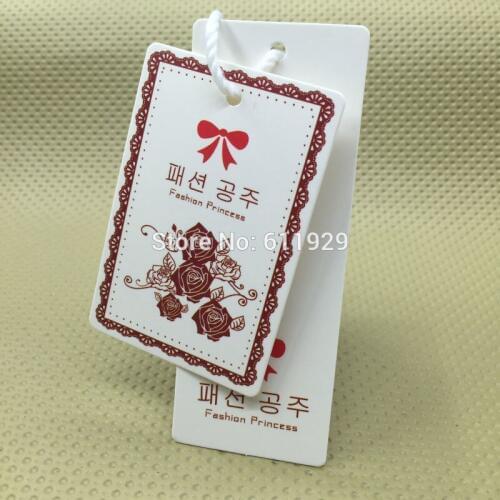 Customize clothing paper hang tag/garment tags printing/clothing printed labels/shape cutting tags/brand name/dress labels logo