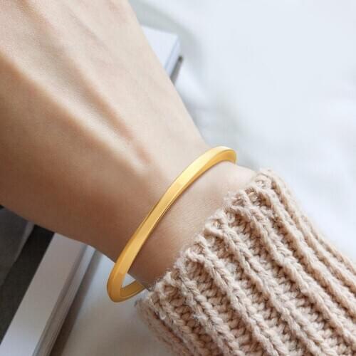 4mm Womens Cuff Bracelets Mobius Bands Infinity Twist Cuff Bangle Stainless Steel Inspired Modern Jewelry