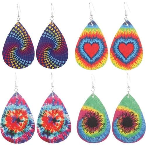 Faux Leather Tie Dye Spiral Earrings 2020 New Creative Colorful Heart PU Leather Teardrop Earrings Dies Jewelry Wholesale