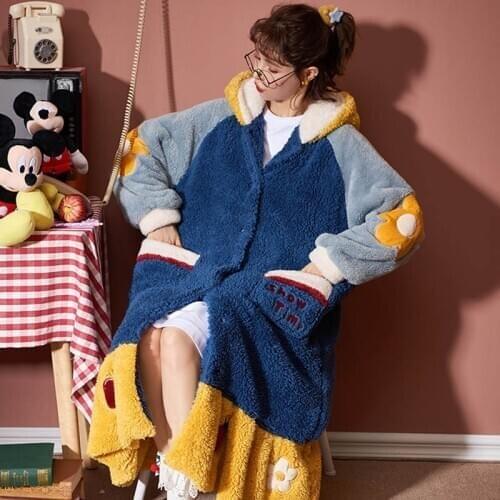 2020 Winter Womens warm robe Home clothes for women Womens nightgown Cardigan Sleepwear lovely girls PHOENTIN FG238