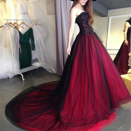MYYBLE Sexy Gothic wedding dress black and red Sweetheart Beading Lace Up Long Black Burgundy Bridal Gowns wedding gown