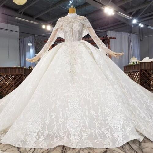 Two Pieces Off The Shoulder Ball Gown Wedding Dresses 2021 Beaded Lace Appliques High Neck Cape Bridal Gowns