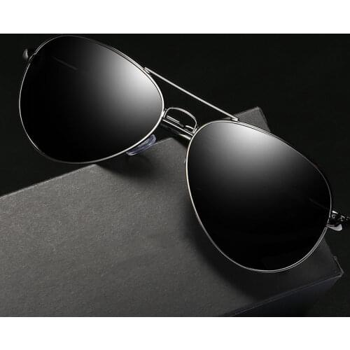 Brand Desinger Driving Goggles Sun Glasses Polarized Men Aviation Sunglasses Classic Sunglasses Toad Glasses Dual-use