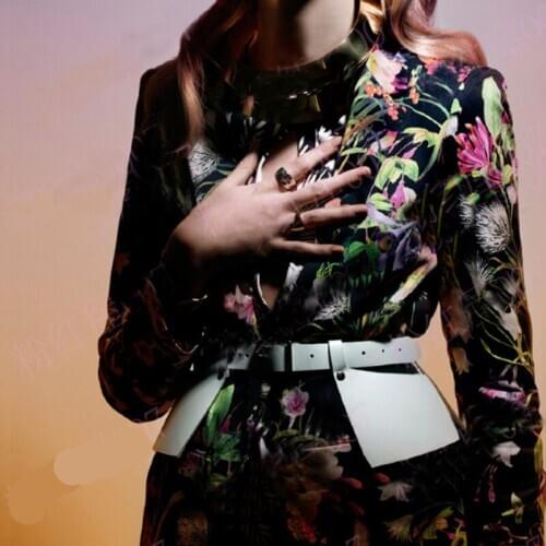 Female Dress Pu Leather Waist Belts Women Peplum Belt Square Buckle Fashion Ladies Bow Wide Harness Dresses Designer Waistband