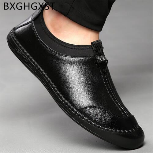 Designer Men Shoes Leather Slip on Driving Shoes Men 2020 Fashion Summer Mens Loafers Shoes Luxury Zapatos Hombre Casual Cuero