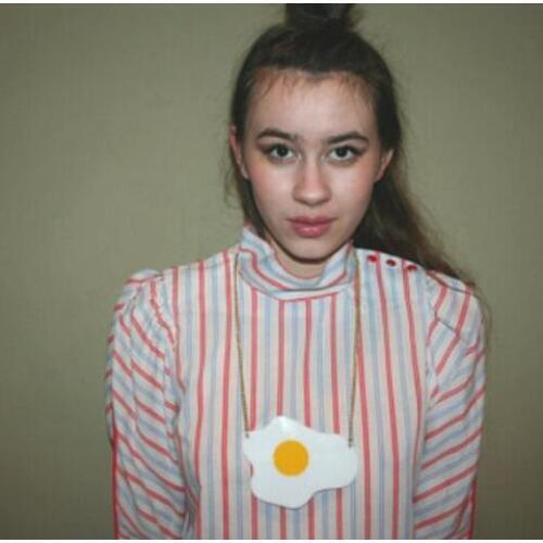 2018 New Fashion Fried Egg Acrylic Necklace Night Club Food Acrylic Pendant Neckalce Hyperbole Chokers Collar Necklace for Women