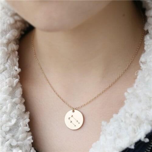 Gemini pendant necklace popular in Europe and the United States, as a gift from his mother to his girlfriend