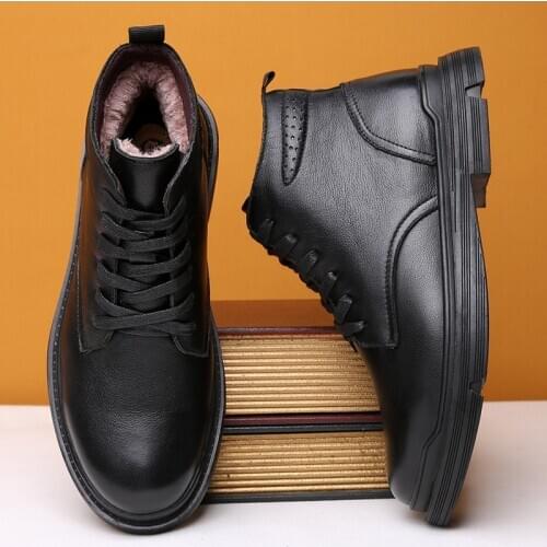2020 Winter Mens Split Leather Boots British Style Mens High Tops Shoe Breathable Short Plush Lace-up Man Rubber Boots