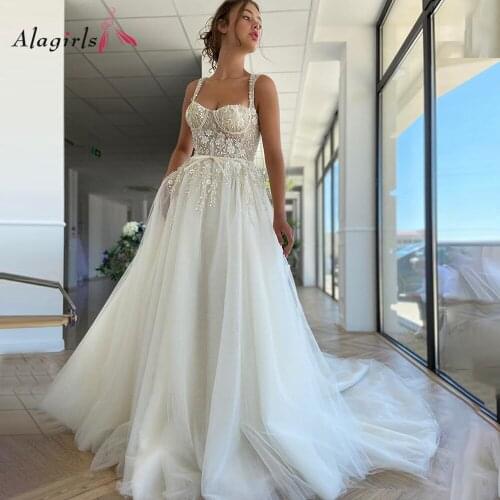 Luxury Appliques Beading Wedding Dress 2020 Spaghetti Strap Sweetheart Neckline Bridal Dress Elegant Lace Robe de mariée