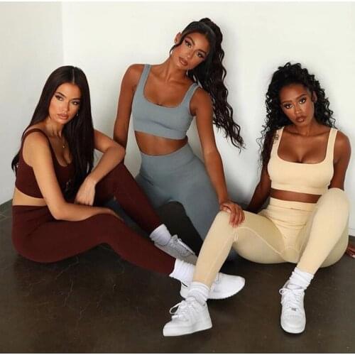 Womens Fitness Yoga Wear High Waist Leggings + Sports Bra Sports Suit Seamless Knitted Sexy Leggings Girl Fitness Running Suit