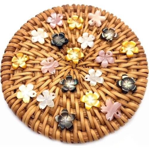 3pcs Natural Sea Shell Pendant Flower Shaped Lady Fashion Jewelry DIY Designer Earring Art Lady Pendant Bead Accessories