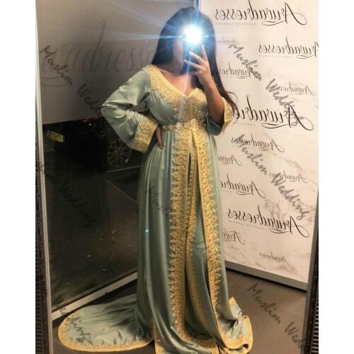 Chic Sage Kaftan Muslim Evening Dresses 2020 Sexy V Neck Long Sleeve Gold Appliques Prom Dress Elegant Turkey Silk Evening Gown