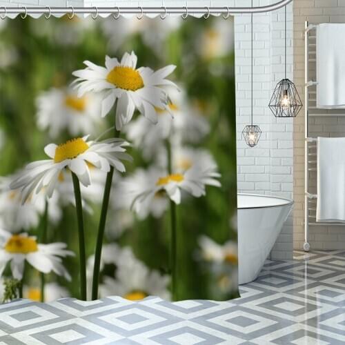 Custom High Quality Daisy Shower Curtain Waterproof Bathroom Polyester Fabric Bathroom Curtain With Hooks