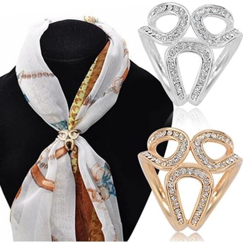 Scarf Buckle Clip Shawl Scarf Brooch Pin Simple Easy Matching Alloy Three-ring Rhinestone Shawl Holder for Shopping Travel