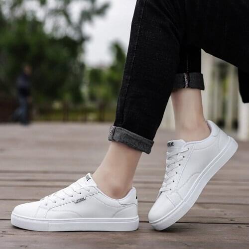 White Shoes Men Leather Sneakers Boys Casual Cheap Shoes Spring Runway Vulcanized Shoes Mans Sneakers446