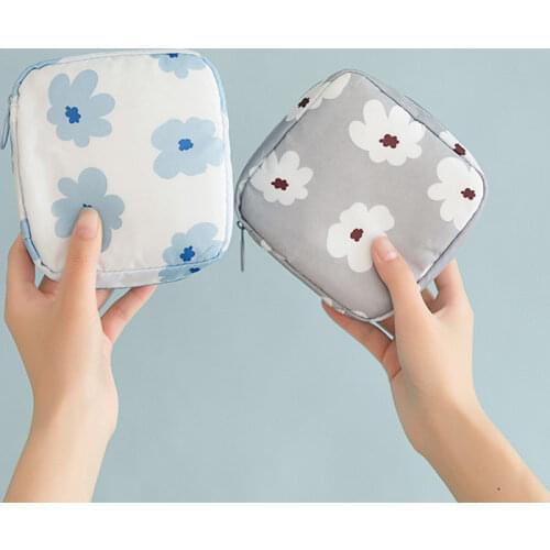 1PC Women Tampon Storage Bag Sanitary Pad Pouch Napkin Cosmetic Bags Organizer Portable Makeup Bag Girls Tampon Holder Organizer
