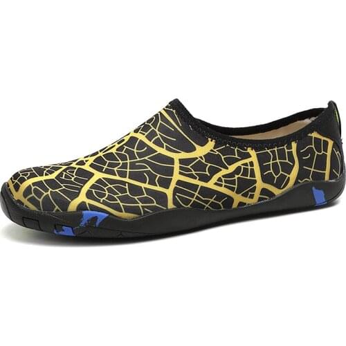 New Brand Unisex Swimming Diving Beach Water Shoes Couple Non-slip Breathable Barefoot Slip on Aqua Shoes Foe Women Men