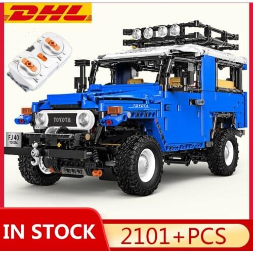 The BoyfavoriteTOYOTA Off-Road Vehicle City Series MOC-4889 FJ Land Cruiser SUV RC Car Model Blocks Bricks Kingmould King