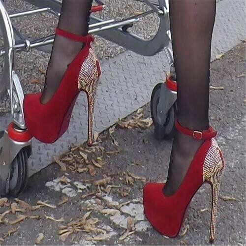 FGHGF beautiful elegant paragraph Free postal red suede, followed by golden rivet decoration, 16 cm high heels. Size: 35-43