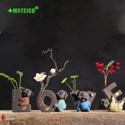 LOVE Pig Ceramic Vase Mini Flower Arrangement Container Office Desktop Tea Pet Decoration Home Decorations Accessories