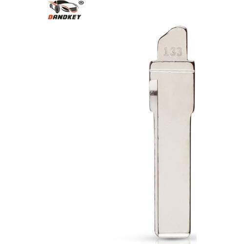 Dandkey Original Replacement Flip Remote Car Key Blade Blank For VW Golf 7 Skoda Flip Remote Key 133# HU66 Blade