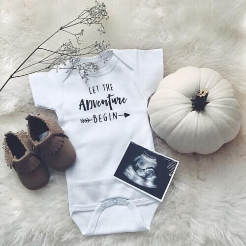 2021 Newborn Baby Clothes Short Sleeve Girl Boy Clothing Let The Adventure Begin Design Rompers Soft White Body Baby Bodysuit