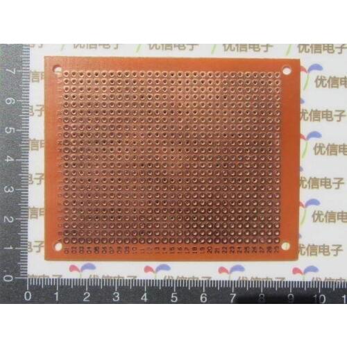 Free shipping Bakelite universal board 7 * 9CM / 2.54MM Pitch / Pegboard / Universal board / circuit board / thick 1.5MM