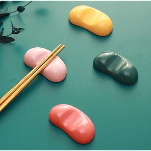 1pc Nordic Ceramic Chopsticks Holder Rack cute Japanese Chopsticks Pillow Chopstick Rest Spoon Fork Stand Kitchen Tableware