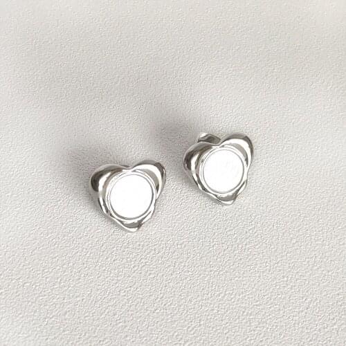 Ins metal trend simple love earrings female design touch ear needle temperament earrings