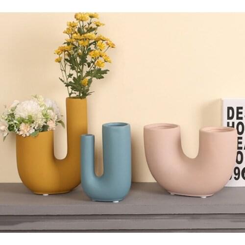 Unique Irregular Ceramic Flower Vase Home Decoration Flower Arrangement Desktop Display Porcelain Ornament Morandi Flower Pot
