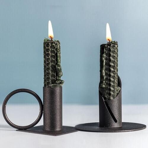 2 Pcs Iron Candelabrum Simple Black Chamberstick Holders Taper Candle Holder Candlelight Stand for Christmas Dining Decoration