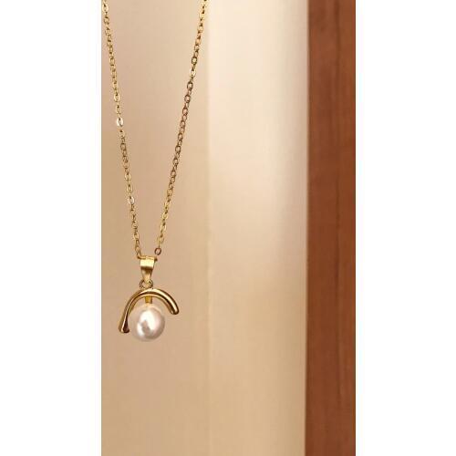 Silvology 925 Sterling Silver Inverted J Style Pearl Necklace Gold Creative Light Luxury Pendant Necklace For Women Jewelry Gift