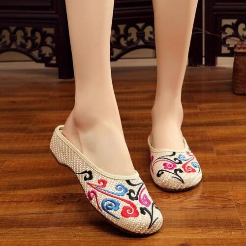 YourSeason Handmade Summer Retro Ladies Shoes Chinese Embroidery Woman Outside Breathable Flat Soft Sole Casual Slippers