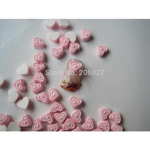 RC67-1 30pcs Cute Heart Shape Nail Resin Decoration Outlooking