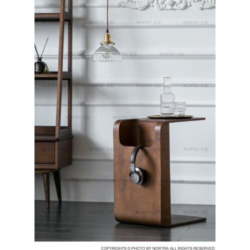 Nordic Side Table Corner Table Home Living Room Small Apartment Coffee Table Creative Design C-shaped Side Table Mobile Mini Bed