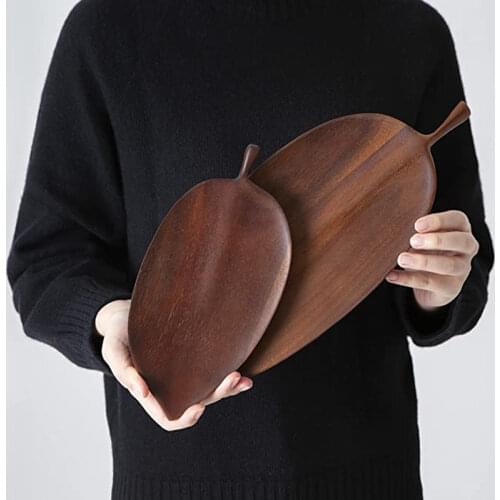 Walnut Leaf Rubber Wood Pan Plate Fruit Dishes Saucer Dessert Dinner Bread Leaf Pattern Wood Plate storage Trays Tea Tray
