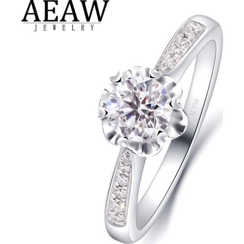 14k White Gold DF Color VVS1 Round Excellent Cut 0.5carat 5.0mm Moissanite Engagement Ring Flower Style Halo Style