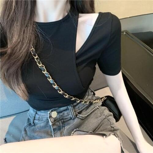 Scheming Design T-shirt Womens Summer 2021 New Style Niche Short-sleeved Top, Short-sleeved Body Shirt Ins Tide