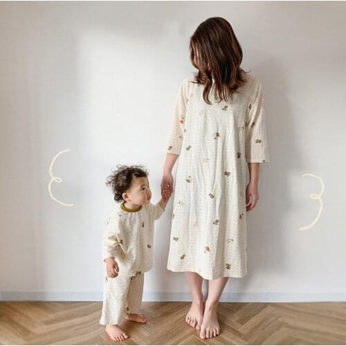 Koreas same parent-child dress 2021 new full print Polka Dot pear print set childrens set mothers dress