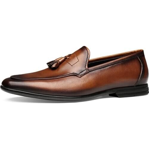 Fashion Brown / Black Loafers Mens Dress Shoes Genuine Leather Summer Casual Shoes Male Outdoor Shoes With Tassel