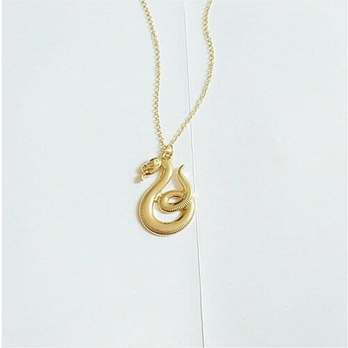 10 pcs / lot fashion jewelry accessories gold metal snake pendant necklace